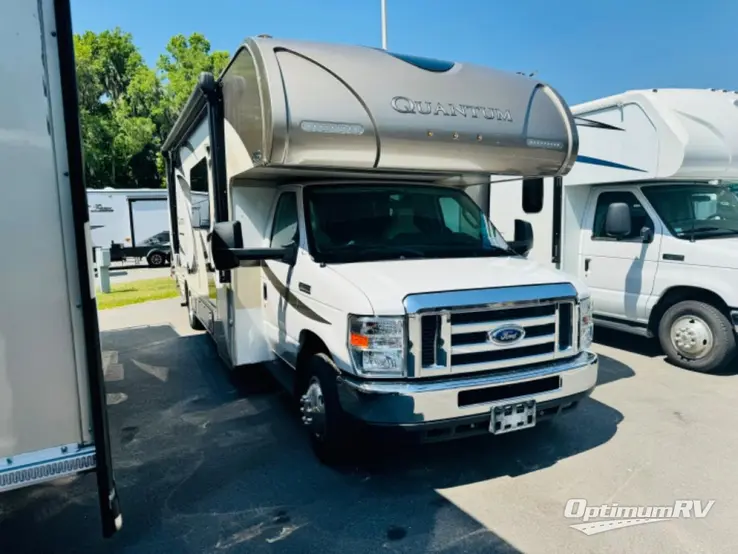 2017 Thor Quantum PD31 RV Photo 1