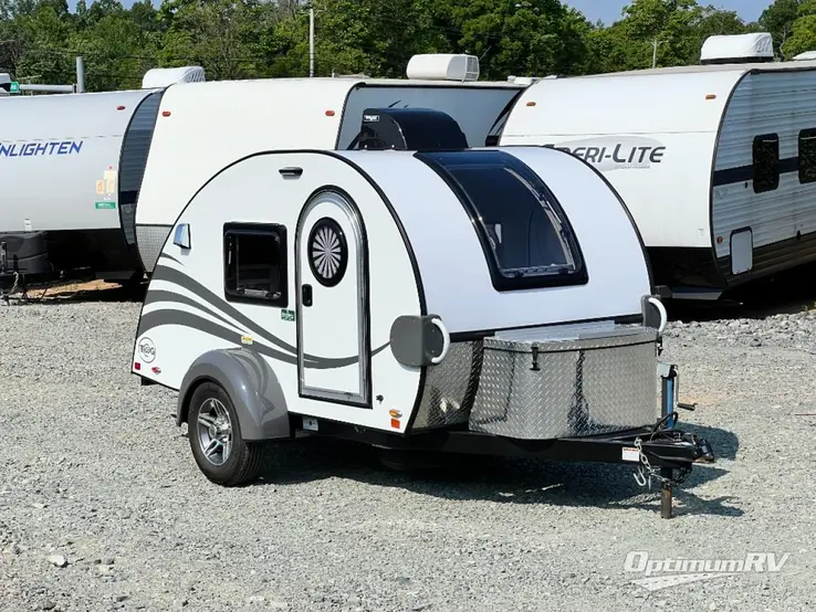 2022 nuCamp TAG XL 6-Wide RV Photo 1