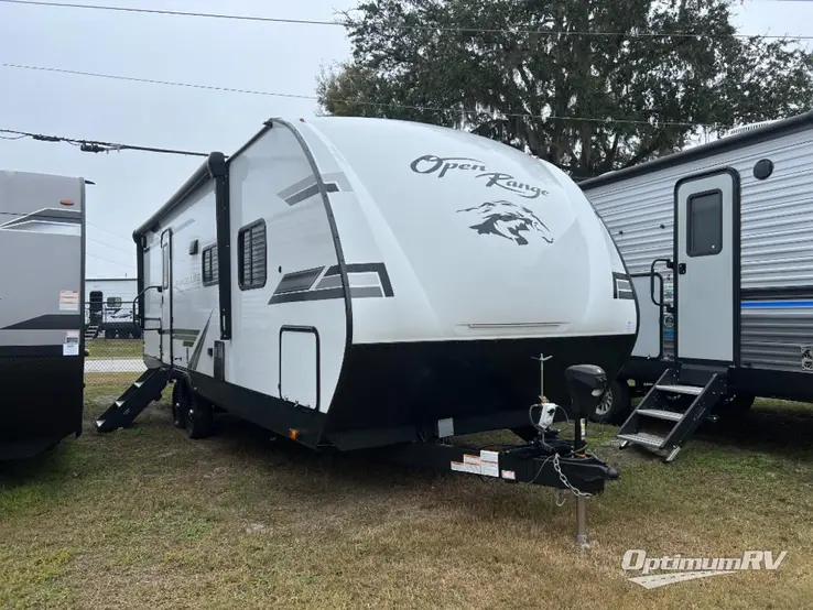 2023 Highland Ridge Range Lite 241BH RV Photo 1