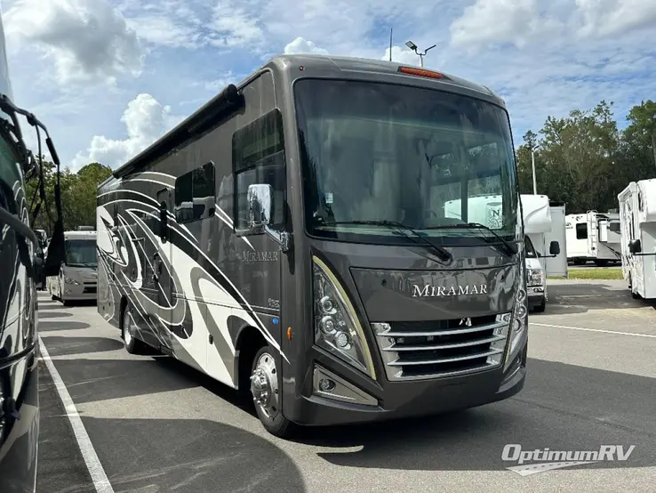 2022 Thor Miramar 34.6 RV Photo 1