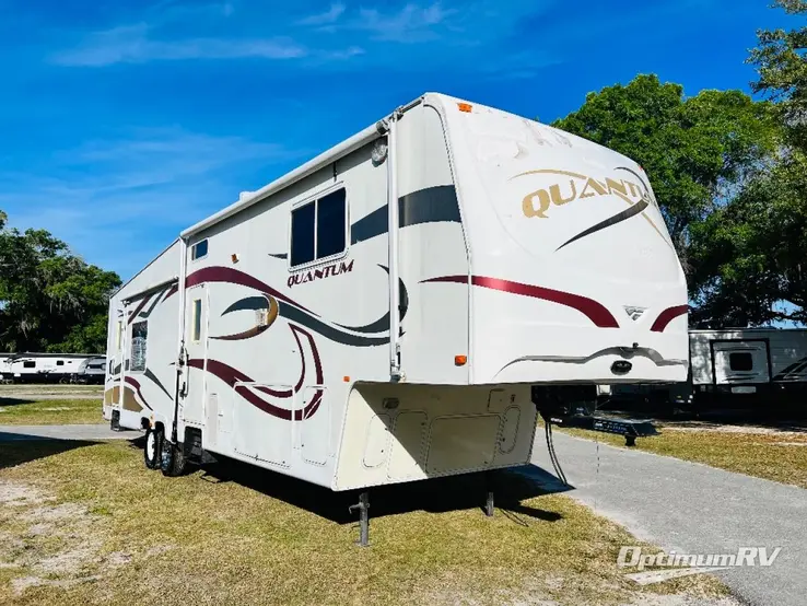 2007 Fleetwood Quantum 335RKTS RV Photo 1