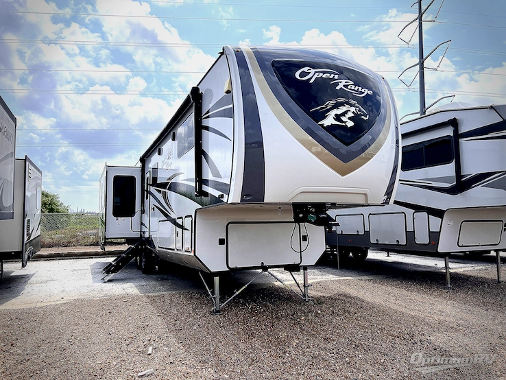 2023 Highland Ridge Open Range 371MBH RV Photo 1