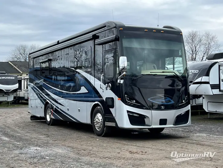 2024 Tiffin Phaeton 35 CH RV Photo 1