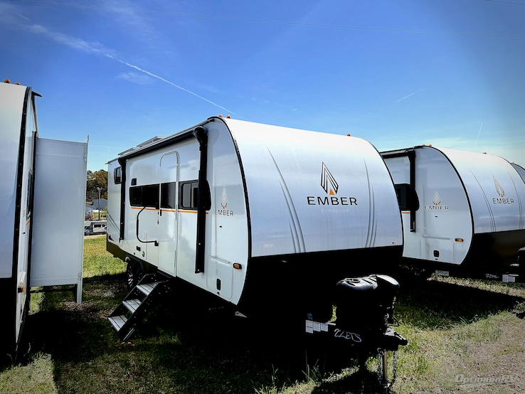 2025 Ember E-Series 22ETS RV Photo 1