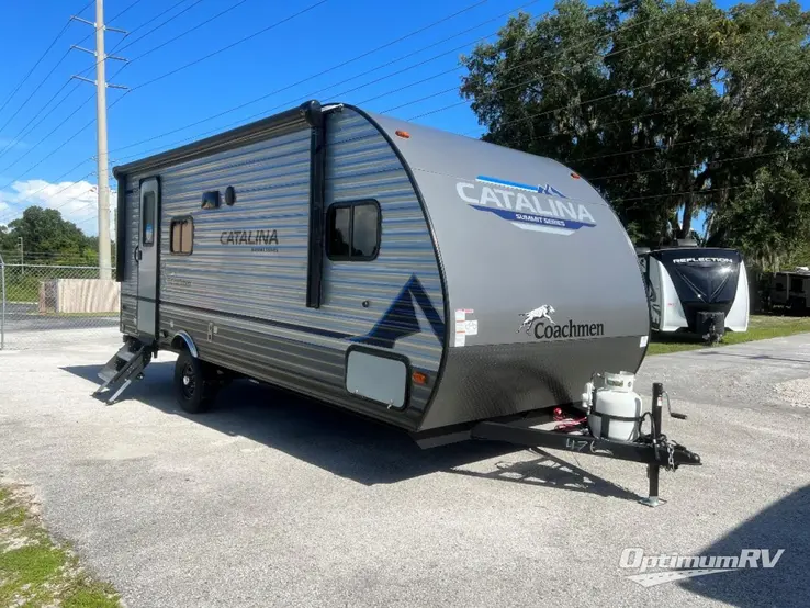 2023 Coachmen Catalina Summit Series 7 184FQS RV Photo 1