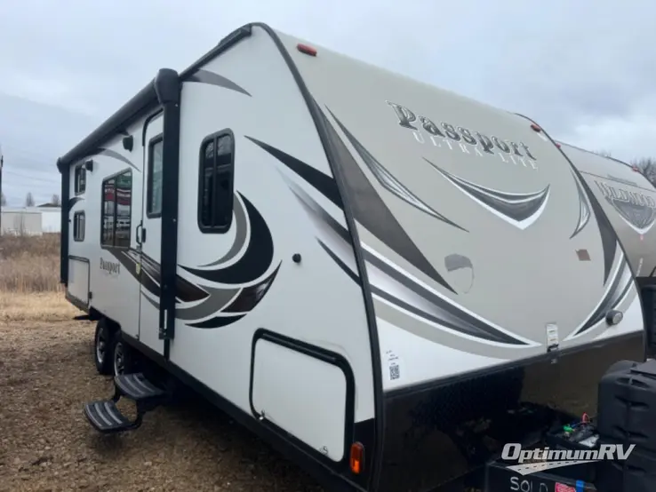 2018 Keystone Passport 239ML Express RV Photo 1