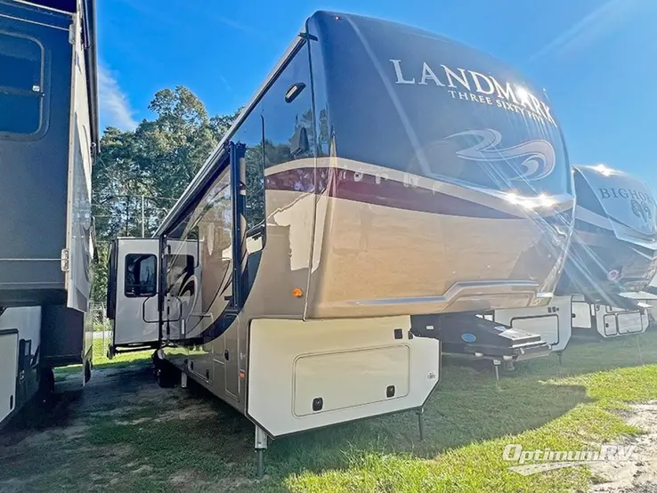 2020 Heartland Landmark 365 365 RV Photo 1