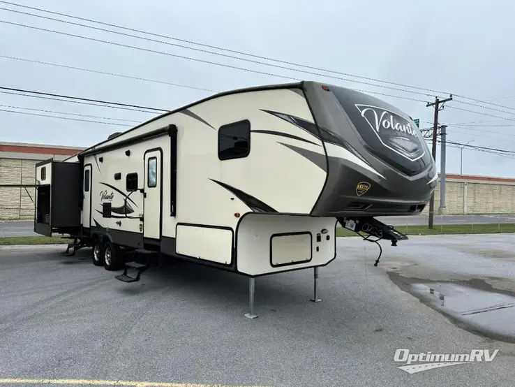 2019 CrossRoads Volante 360DB RV Photo 1