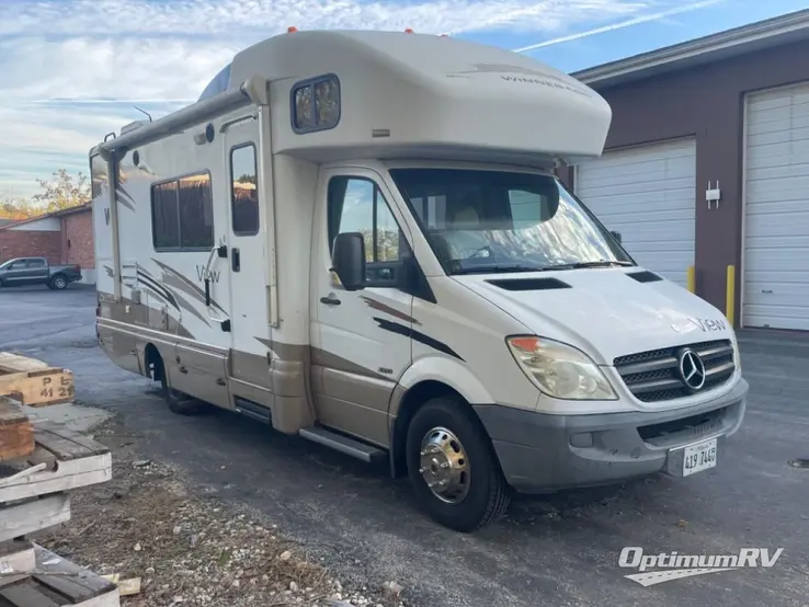 2010 Winnebago View 24K RV Photo 1