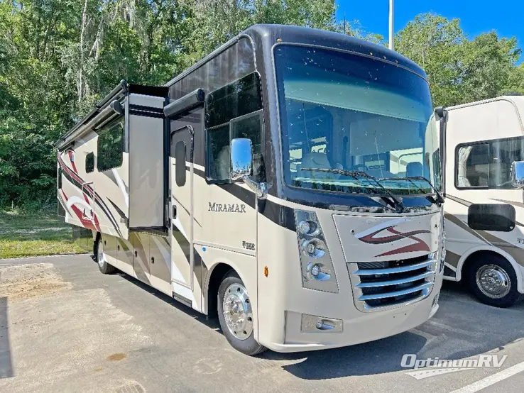 2021 Thor Miramar 35.4 RV Photo 1