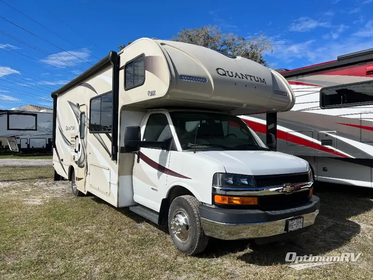 2017 Thor Quantum RS26 RV Photo 1