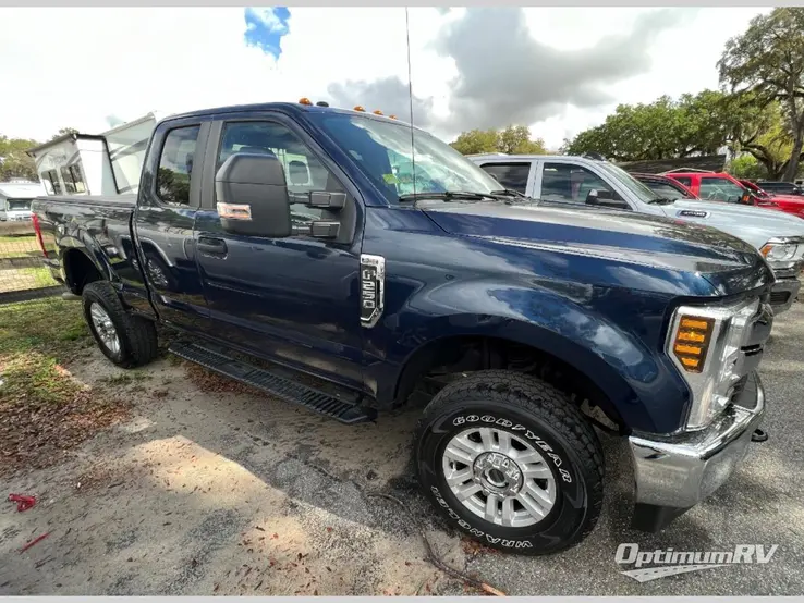 2019 Ford F250 STX RV Photo 1