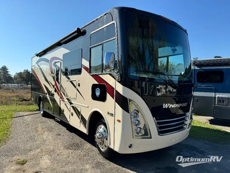 2022 Thor Windsport 31C RV Photo 1