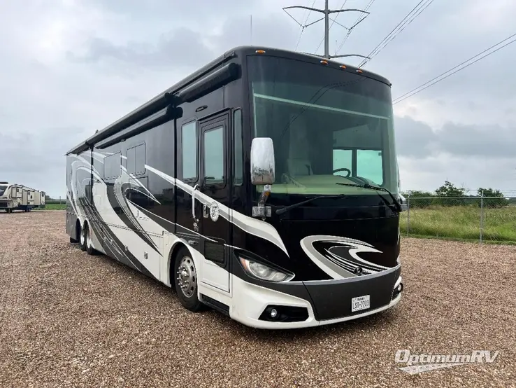 2016 Tiffin Phaeton 42LH RV Photo 1