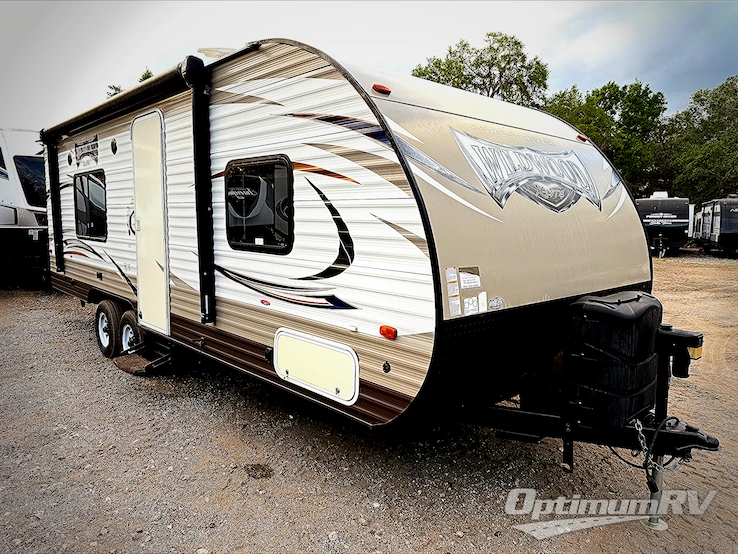 2018 Forest River Wildwood X-Lite 241QBXL RV Photo 1