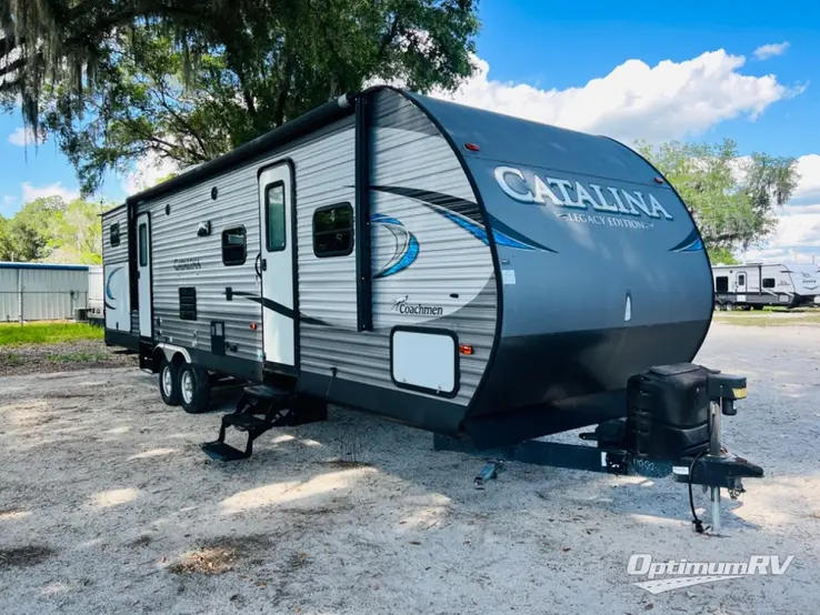 2018 Coachmen Catalina Legacy 323BHDSCK RV Photo 1