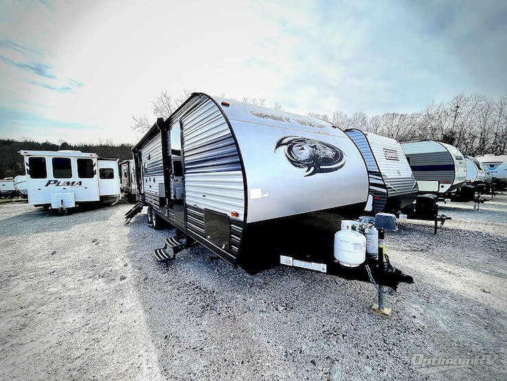2022 Forest River Cherokee Grey Wolf 27DBH RV Photo 1