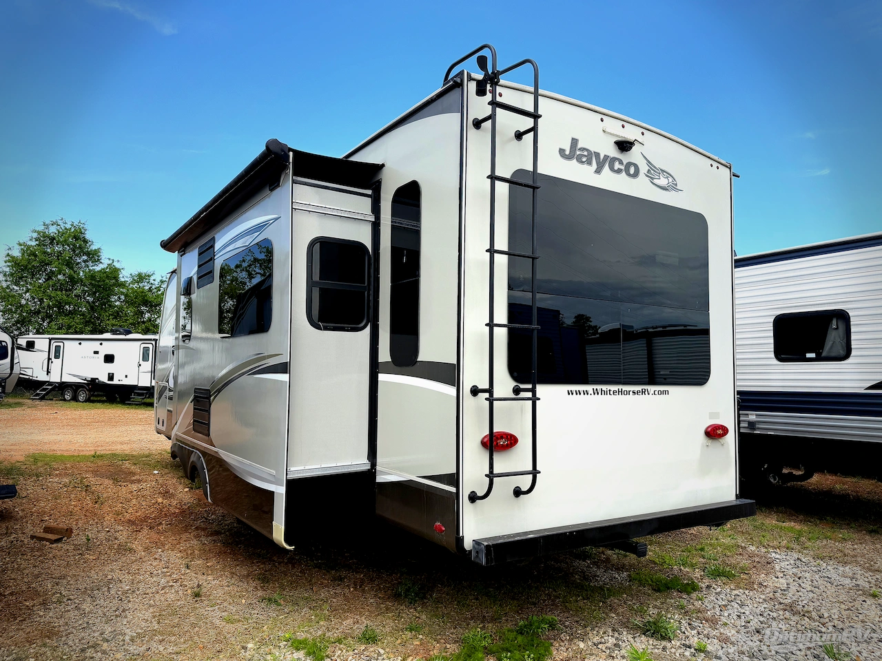 2019 Jayco Eagle HT 270RLDS Photo 2