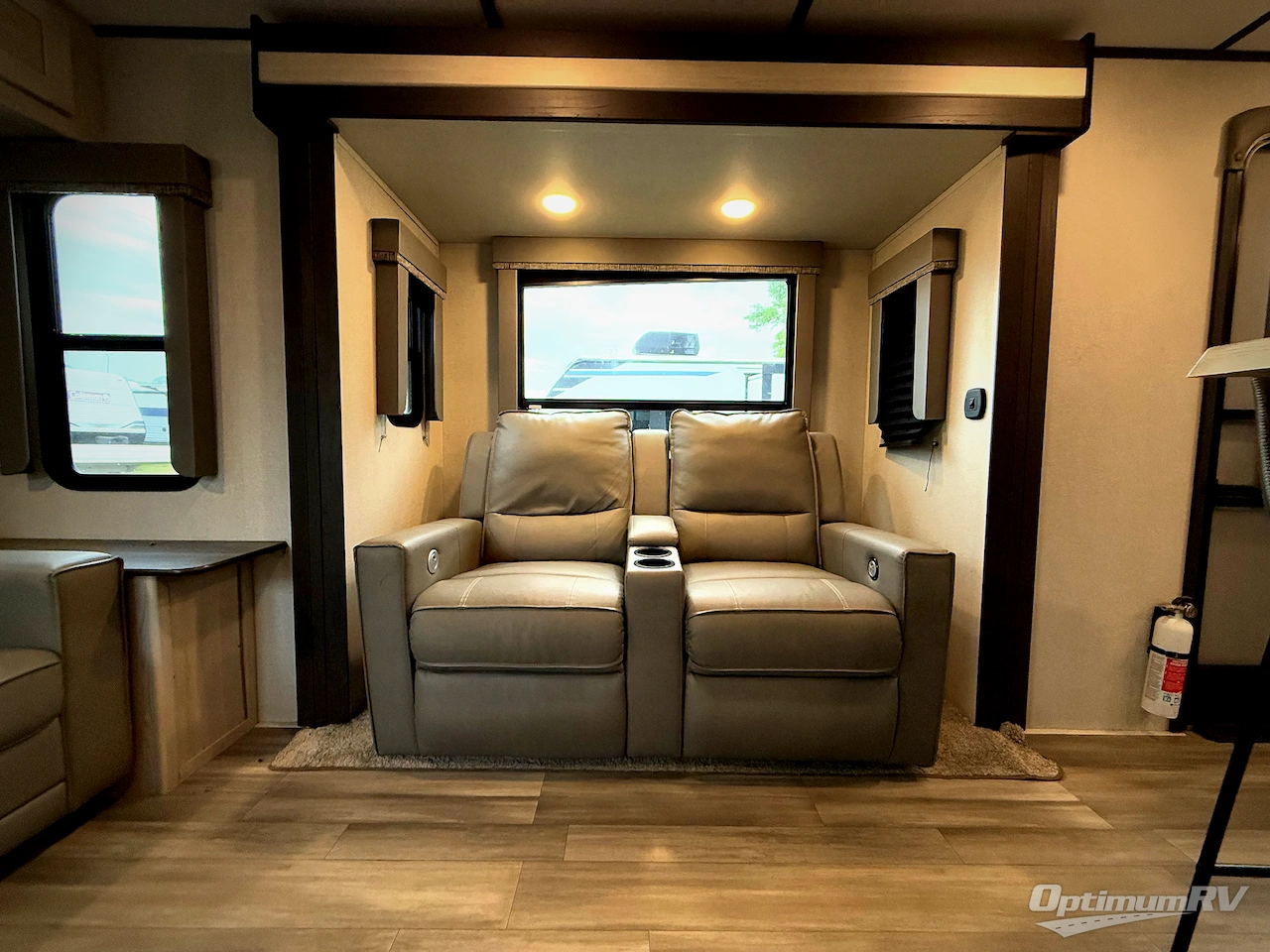 2022 Keystone Sprinter Limited 330KBS Photo 6