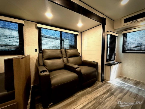 2024 Jayco Jay Flight 334RTS RV Photo 2