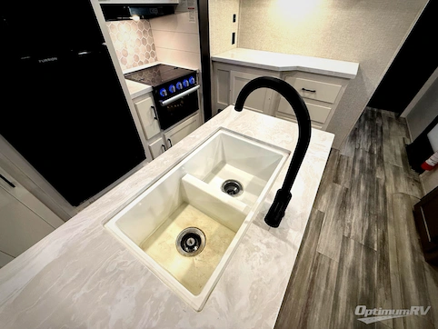 2024 Jayco Jay Flight 334RTS RV Photo 3