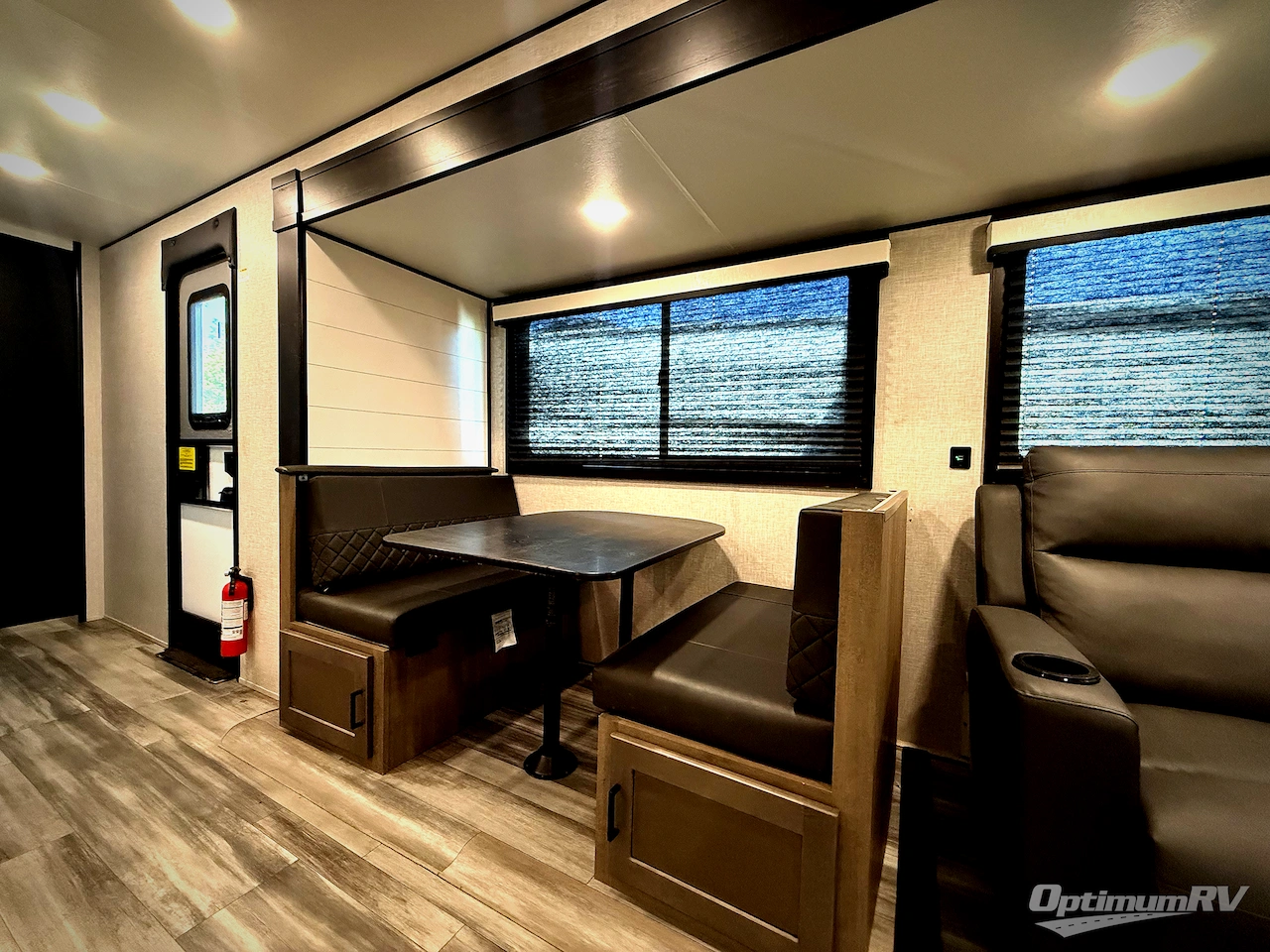 2024 Jayco Jay Flight 334RTS Photo 6