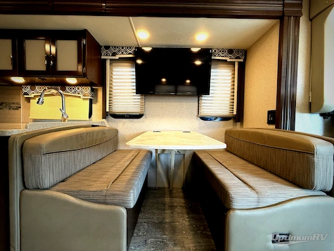 2019 Thor Hurricane 34J RV Photo 2