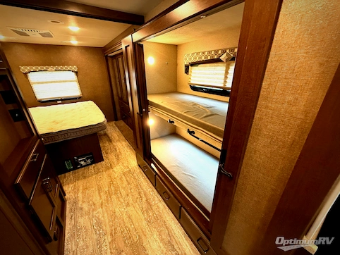 2019 Thor Hurricane 34J RV Photo 3