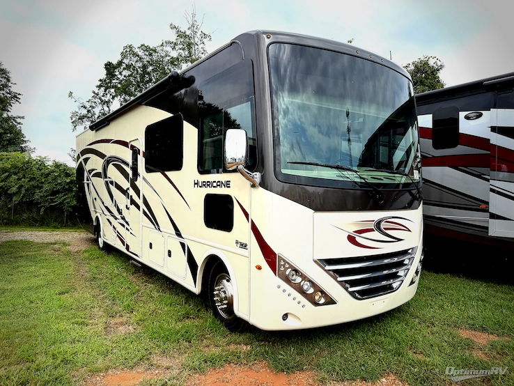 2019 Thor Hurricane 34J RV Photo 1