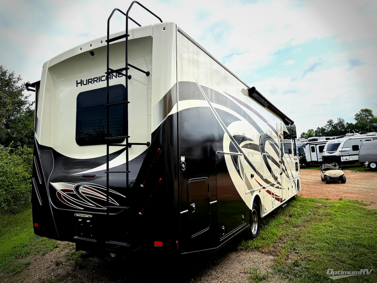 2019 Thor Hurricane 34J Photo 2