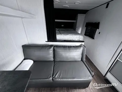 2022 Heartland Trail Runner 25JM RV Photo 4