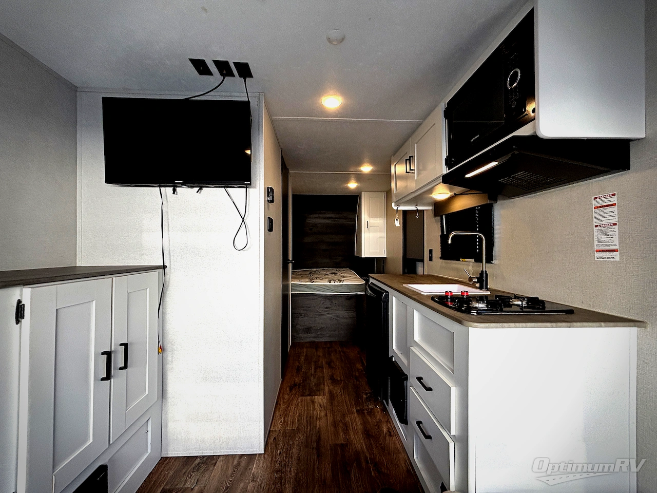 2021 Keystone Hideout Single Axle 177RD Photo 12