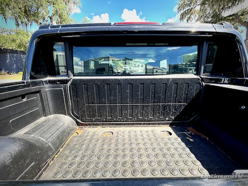 2005 GM GM Hummer RV Floorplan Photo