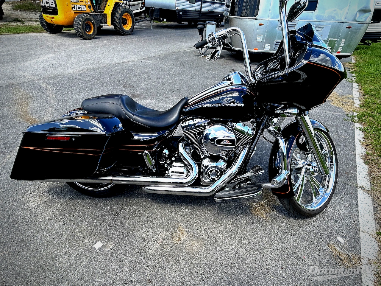 2016 Harley Davidson Harley Davidson Road Glide Photo 2