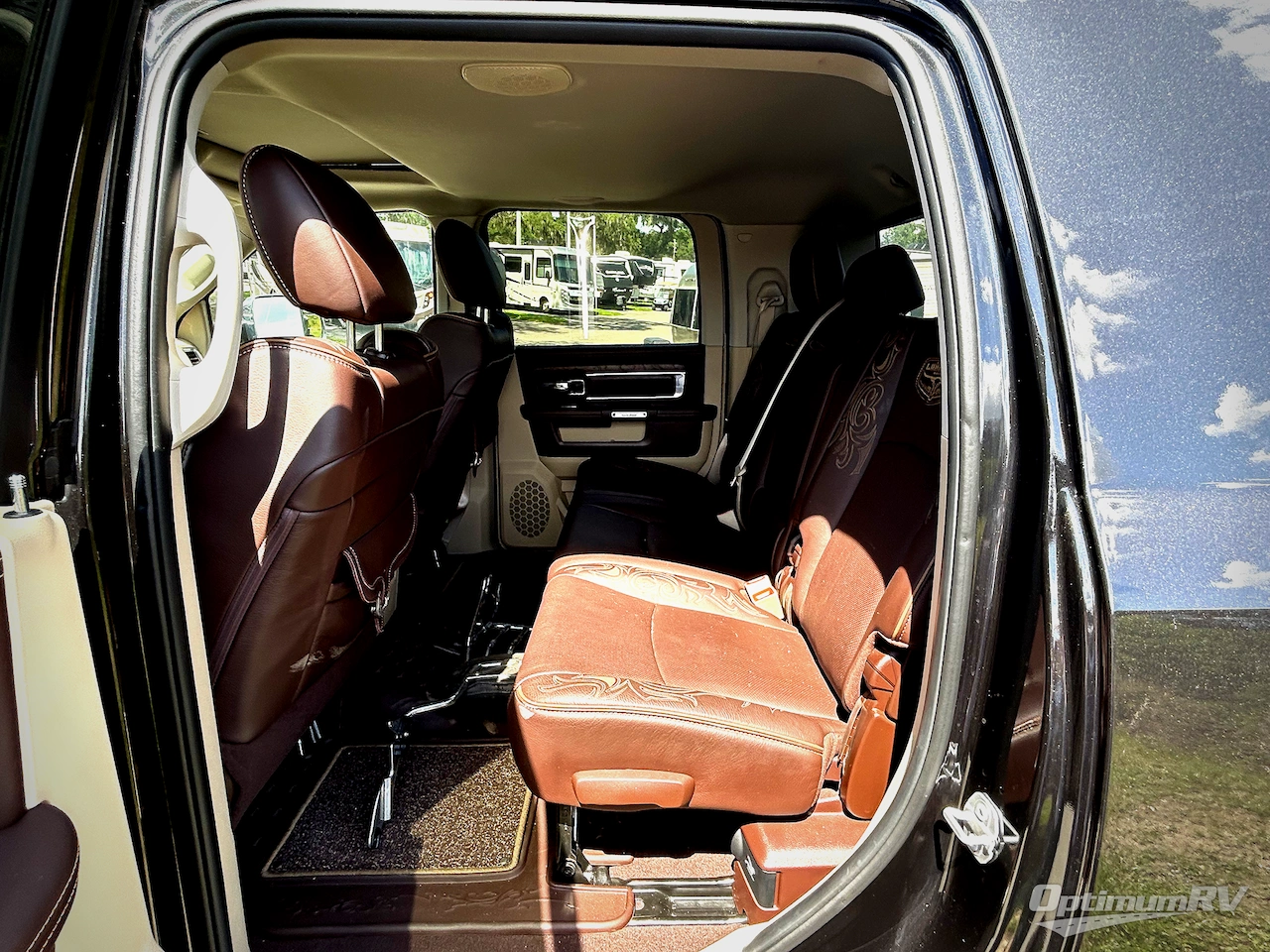 2017 Dodge Ram Long Horn 3500 Photo 8
