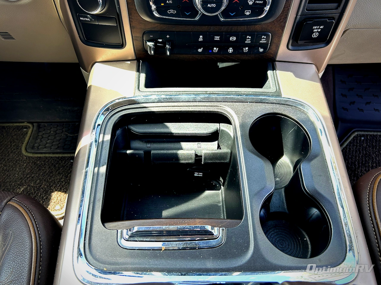 2017 Dodge Ram Long Horn 3500 Photo 16