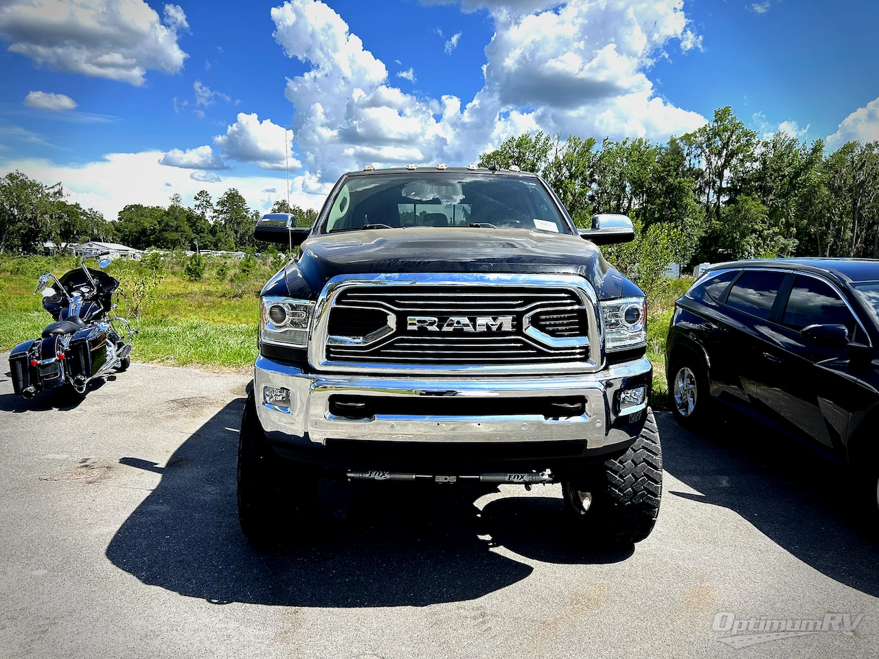 2017 Dodge Ram Long Horn 3500 Photo 4