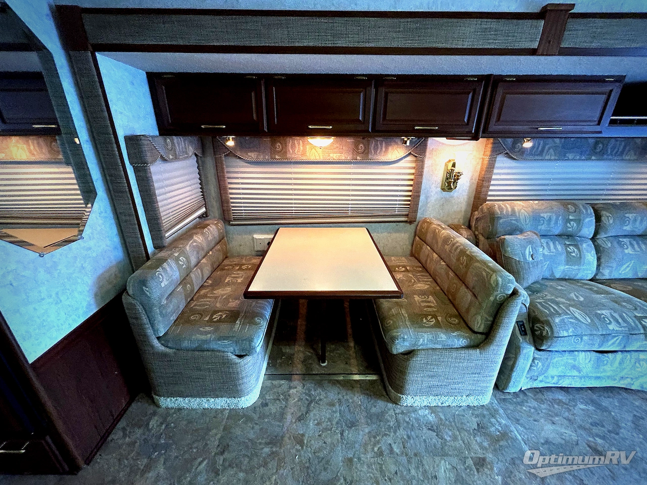 2004 Winnebago Journey 39K Photo 14