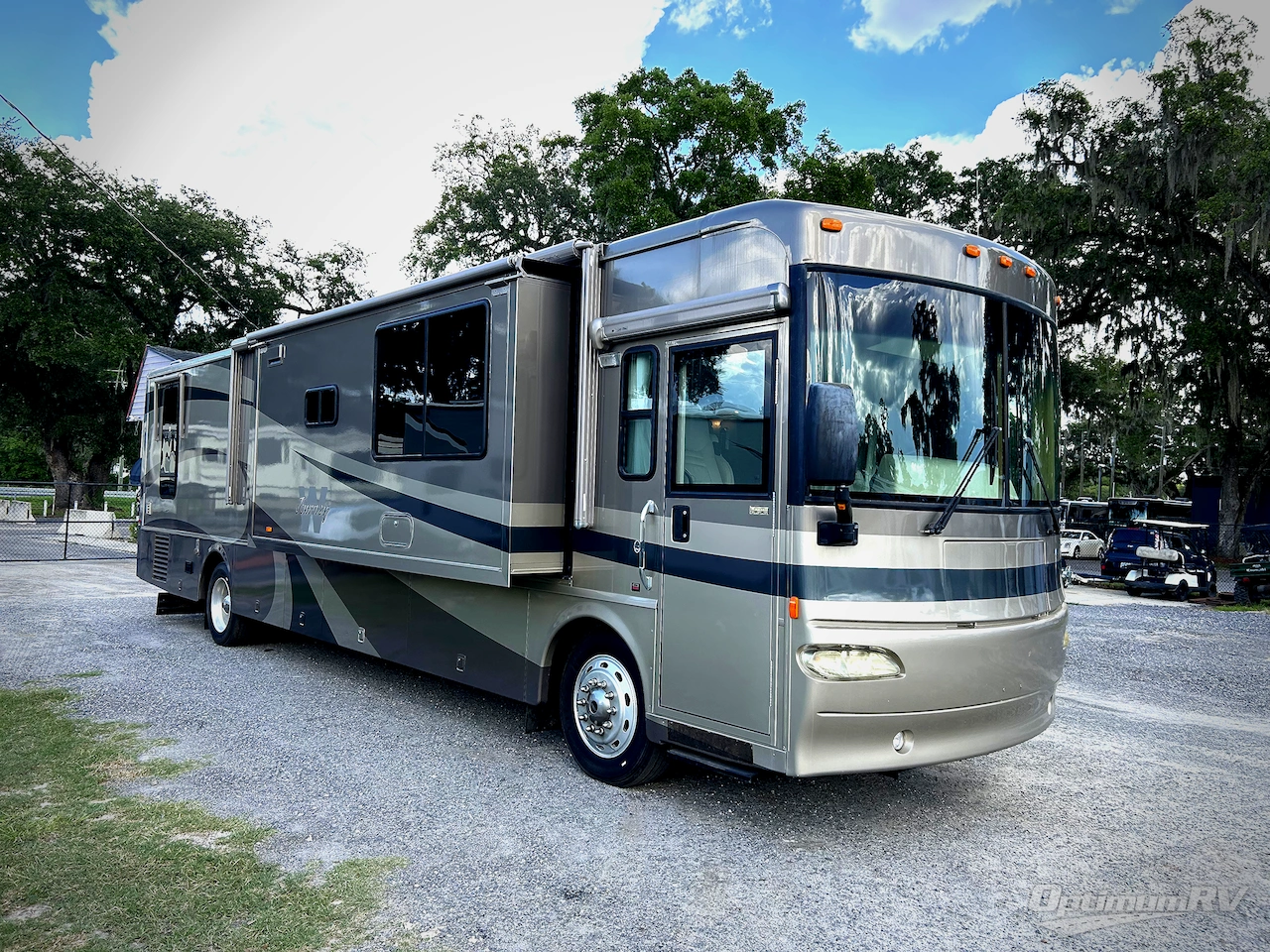 2004 Winnebago Journey 39K Photo 1