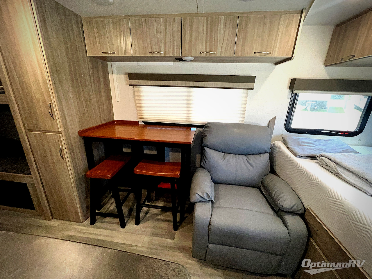 2022 Winnebago Towables Micro Minnie 1800BH Photo 6