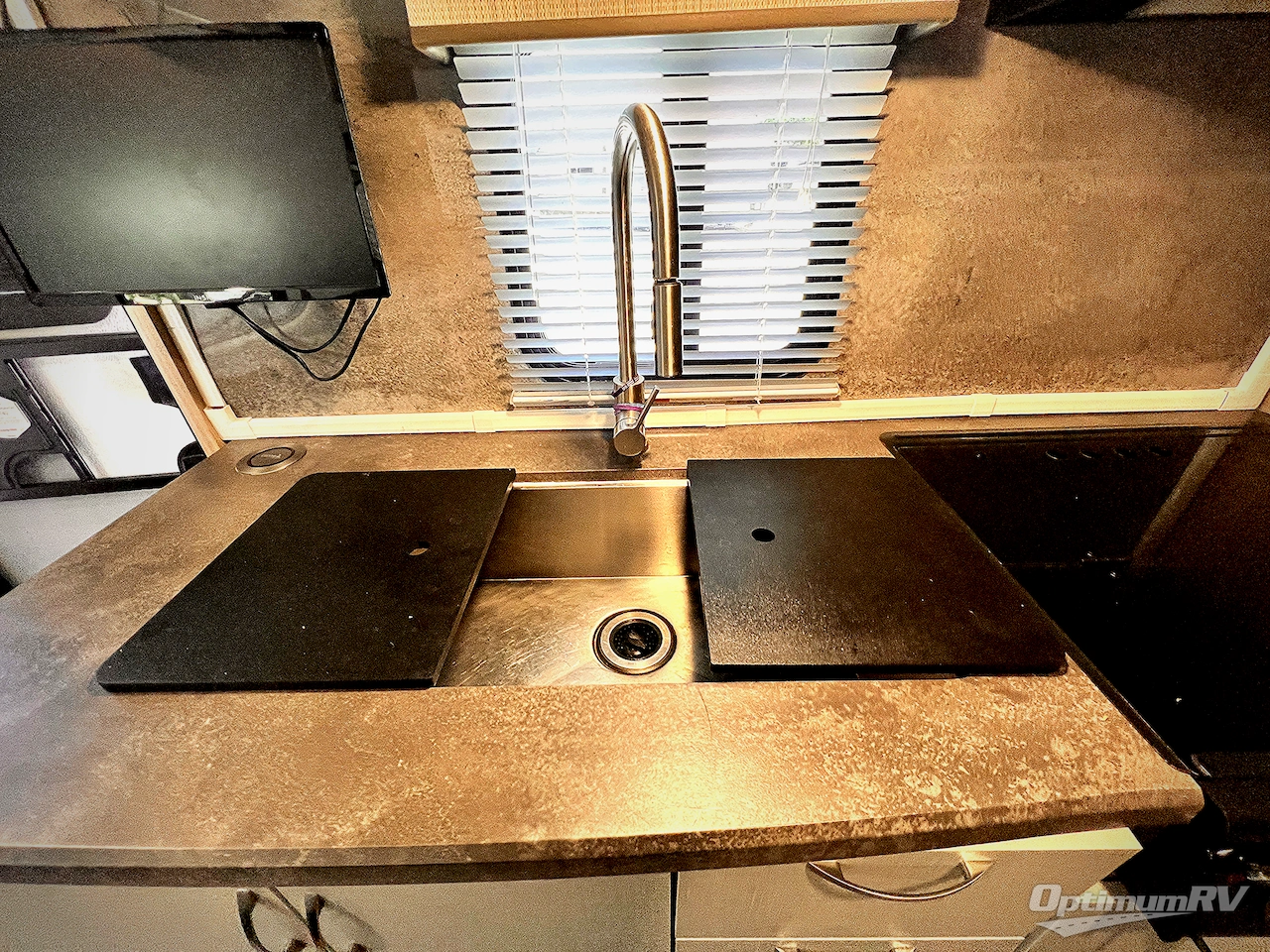 2022 Winnebago Towables Micro Minnie 1800BH Photo 11