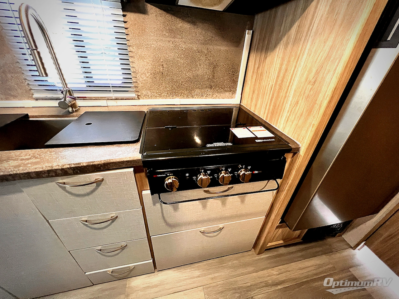 2022 Winnebago Towables Micro Minnie 1800BH Photo 13