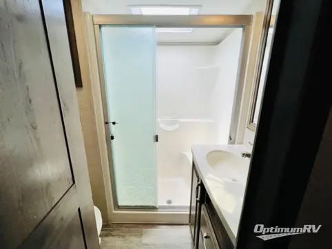 2018 Keystone Montana 3701LK RV Photo 4