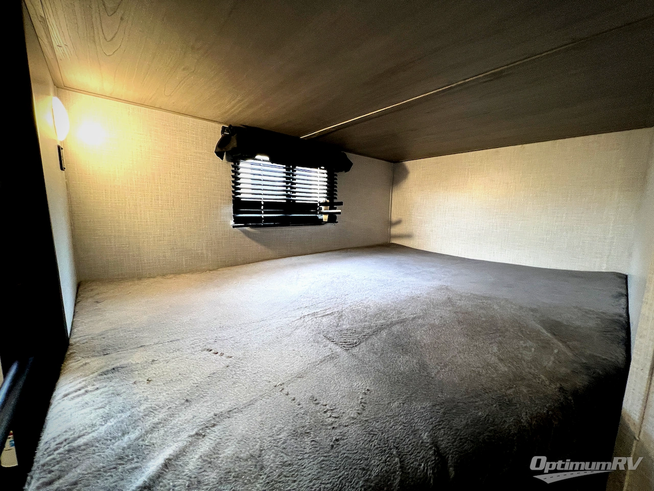 2023 Dutchmen Coleman Light 2755BH Photo 15