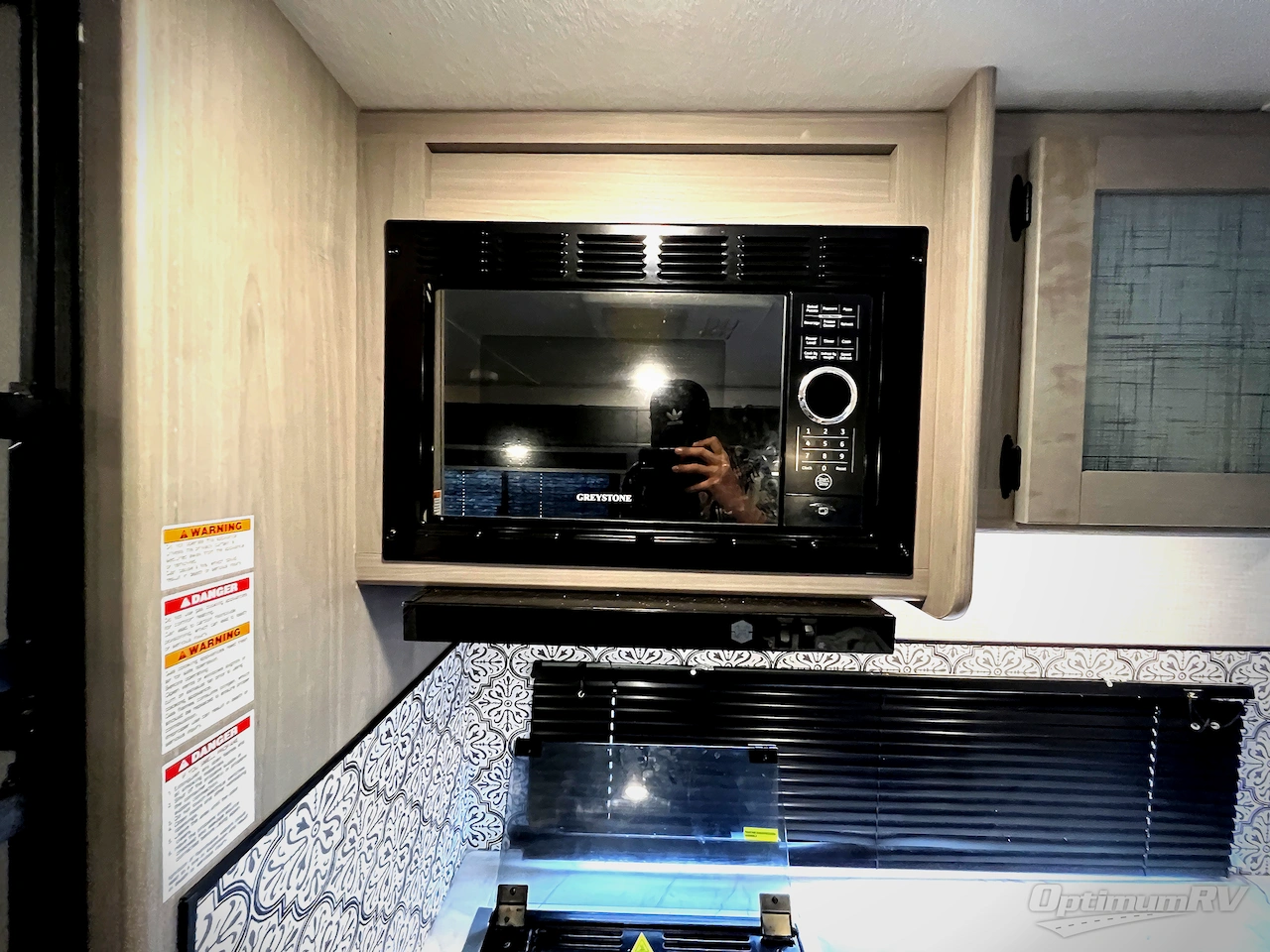 2023 Dutchmen Coleman Light 2755BH Photo 13