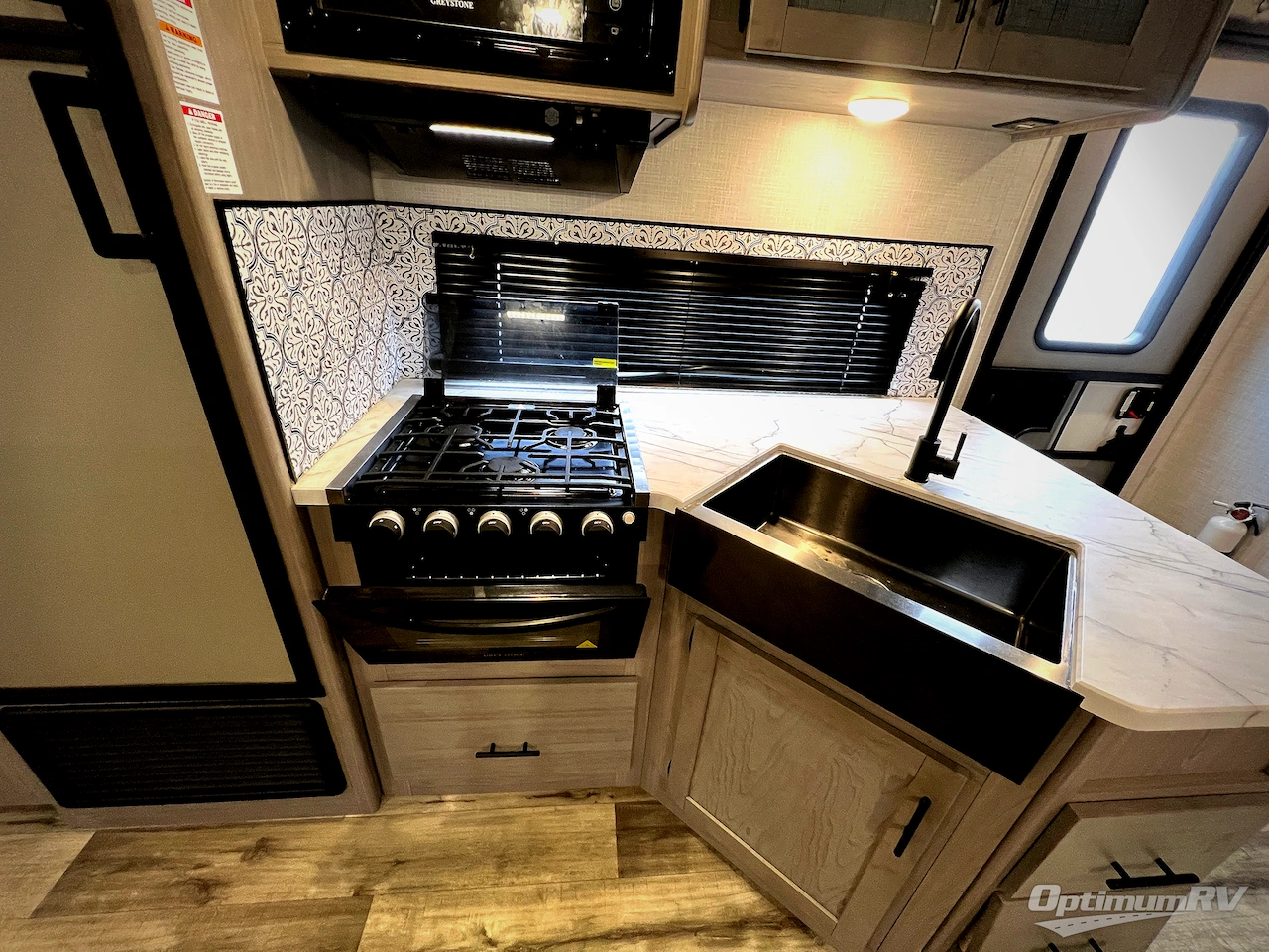 2023 Dutchmen Coleman Light 2755BH Photo 11