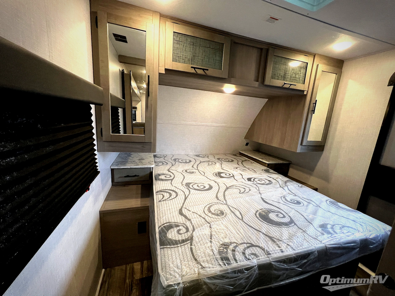 2023 Dutchmen Coleman Light 2755BH Photo 18