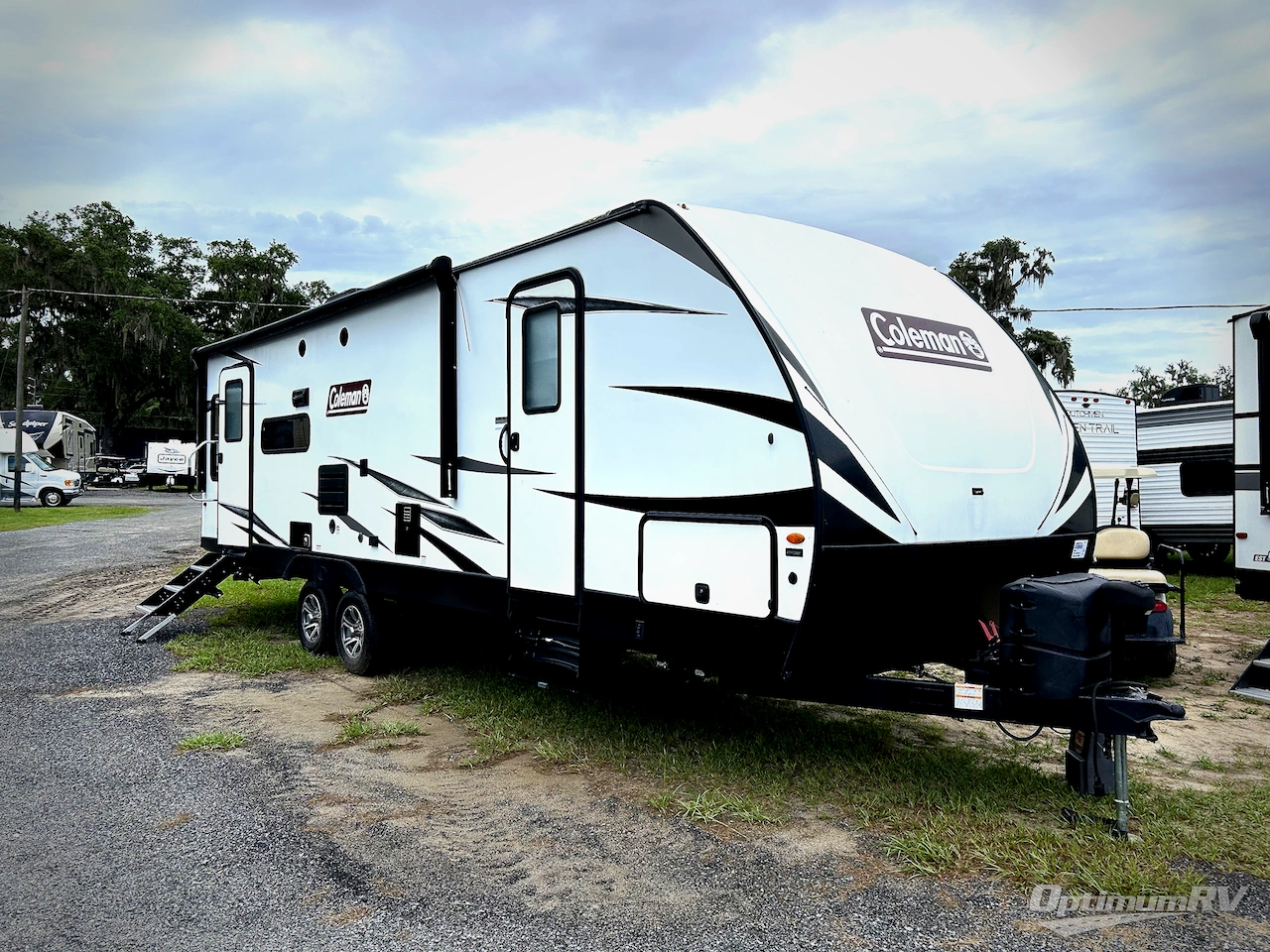 2021 Dutchmen Coleman Light 2715RL Photo 1