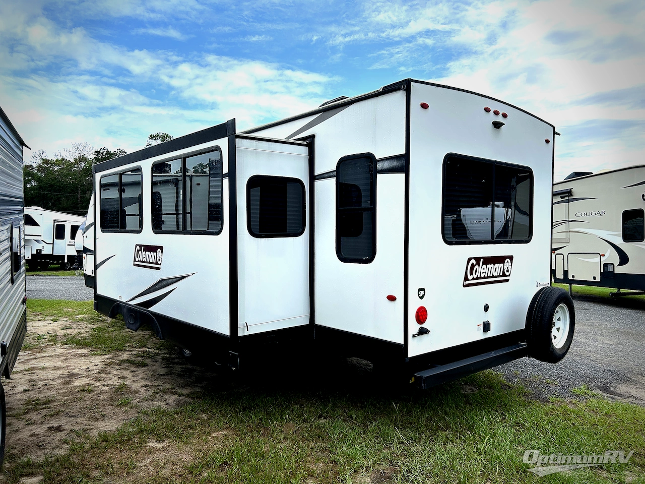 2021 Dutchmen Coleman Light 2715RL Photo 3