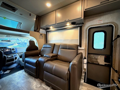 2023 Thor Quantum WS31 RV Photo 2